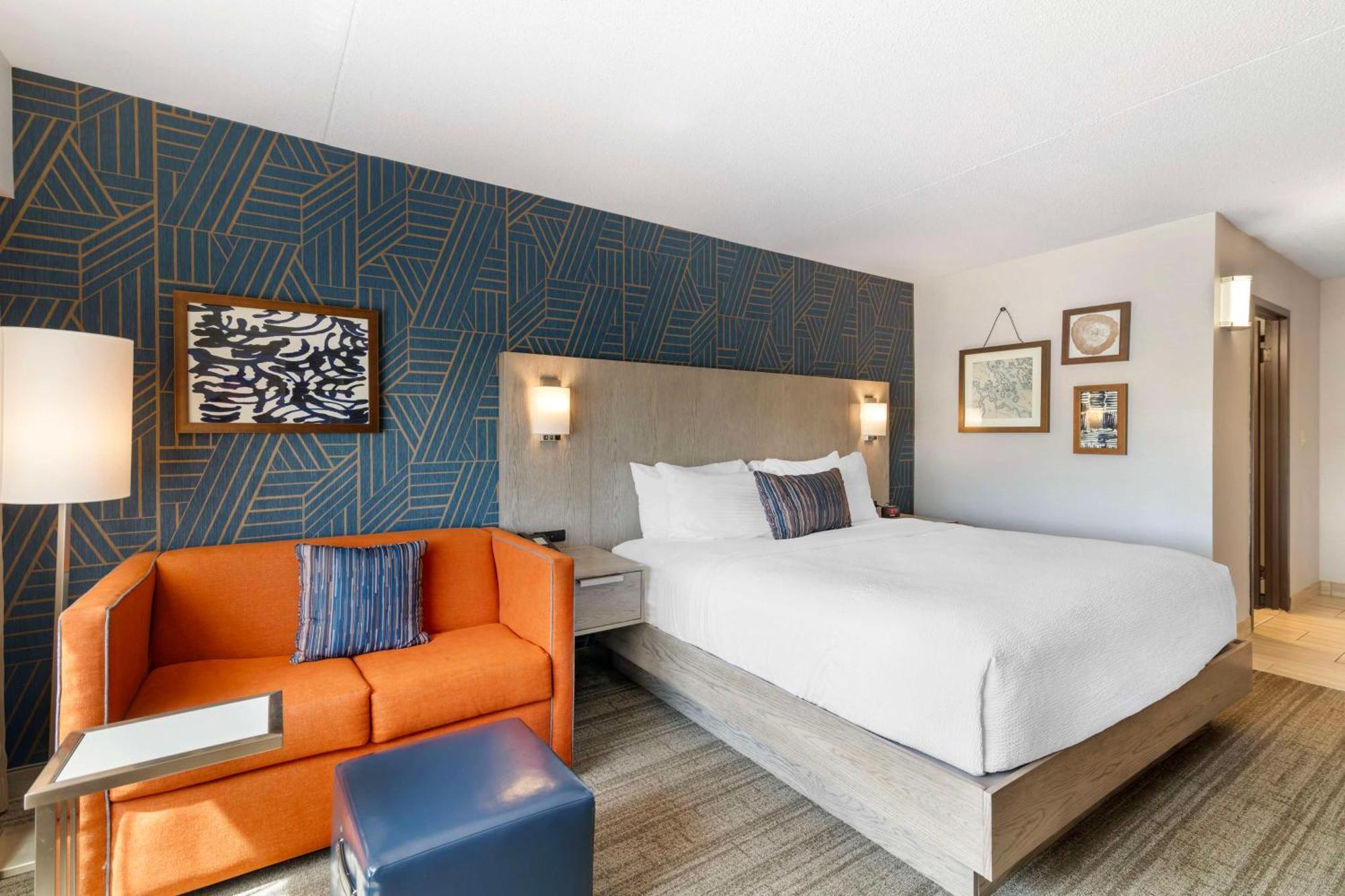 Best Western Plus Landmark Inn Лакония Екстериор снимка